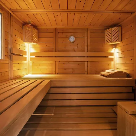Lavish Holiday In With Sauna